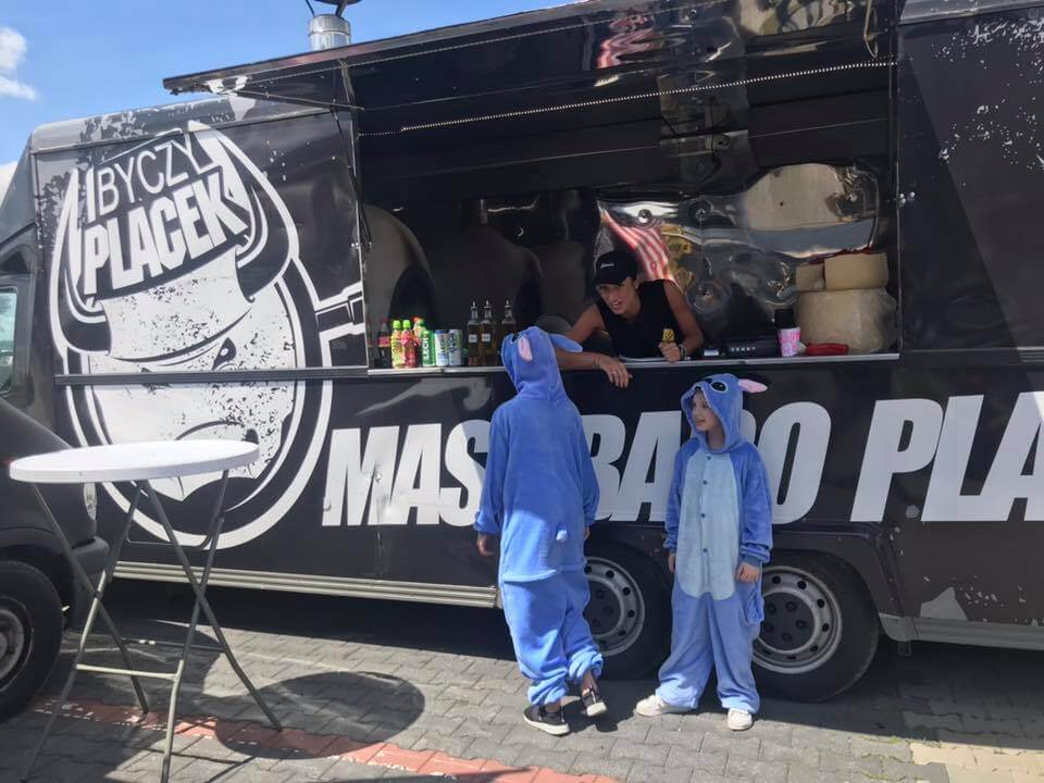 food truck z burgerami